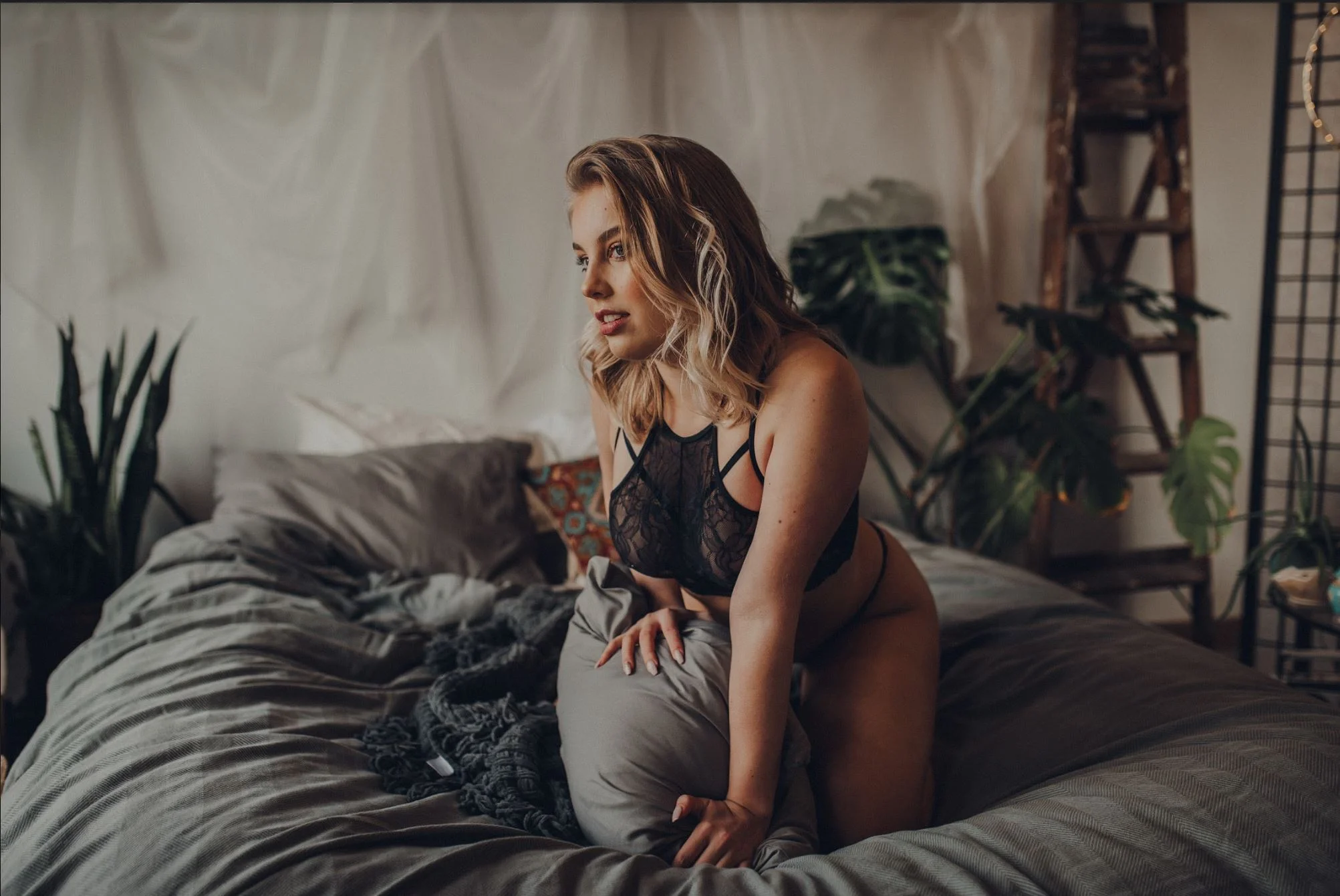 7 Reasons Why Boudoir is For Every Woman