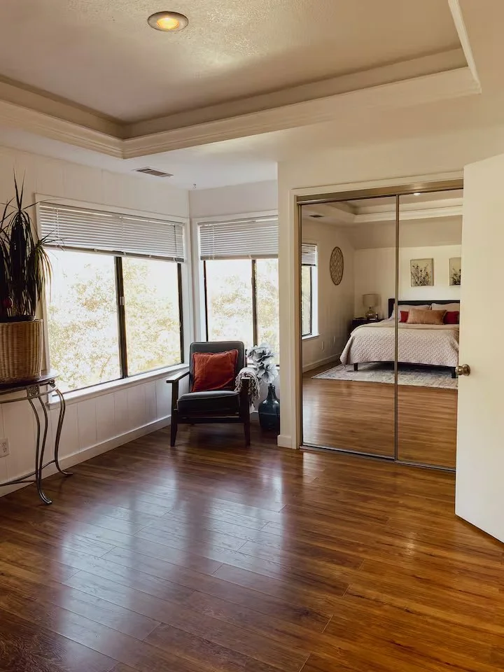 99cbeb30-d8aa-455d-af1d-d1b7fb53f553.jpg