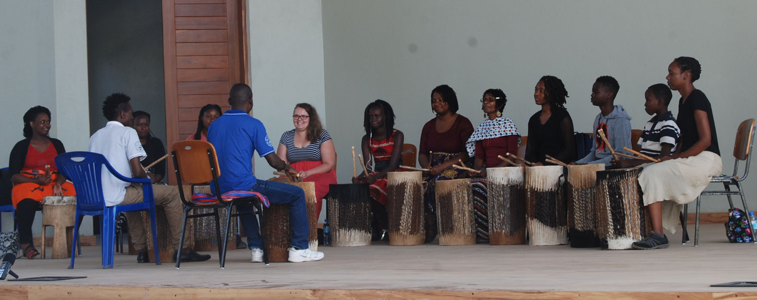  Drumming the rhythmic patterns of Africa! 