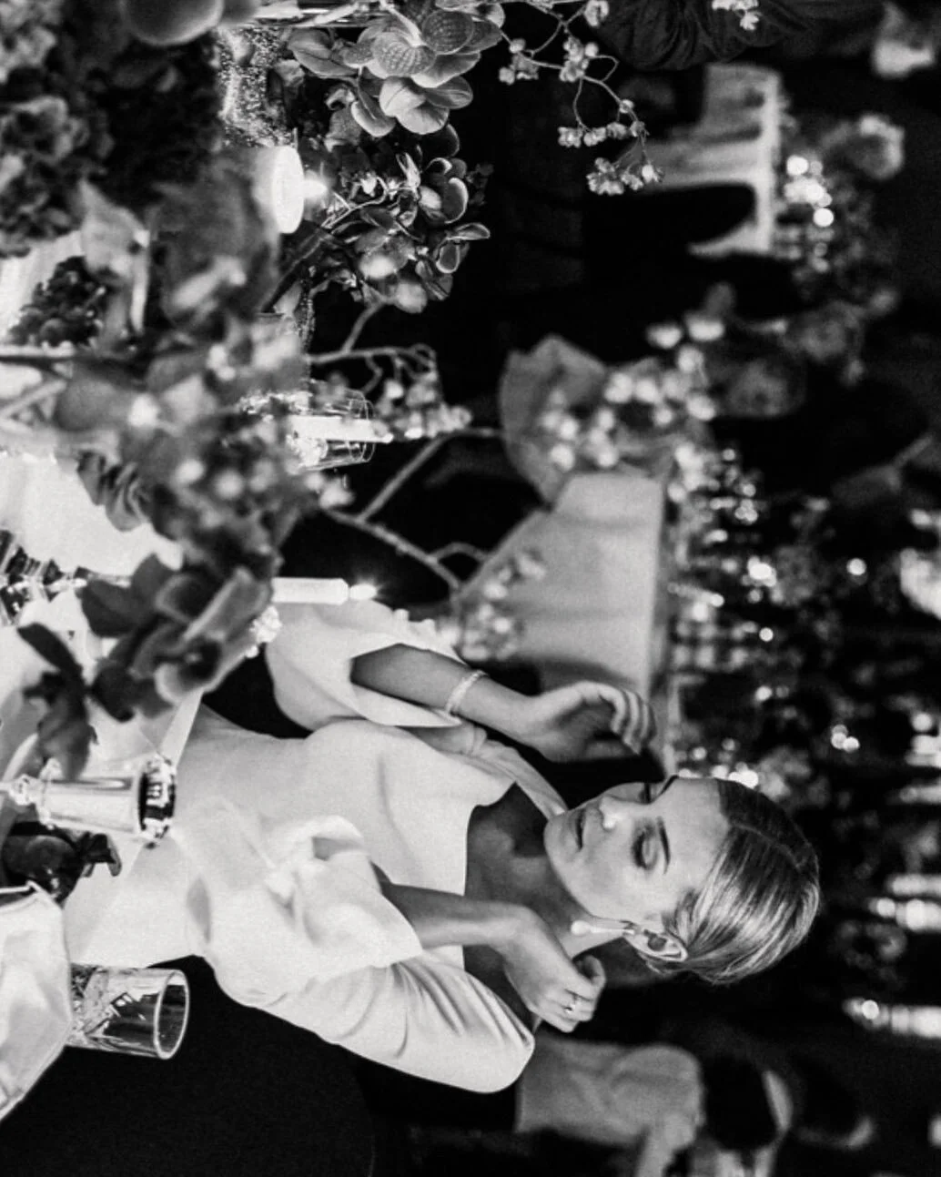 De prachtige Felice 🤍
⠀⠀⠀⠀⠀⠀⠀⠀⠀
#liefde #weddingdinner #weddingphotography #bruiloft #trouwen #details #photography #amandadrostphotography #weddingflowers