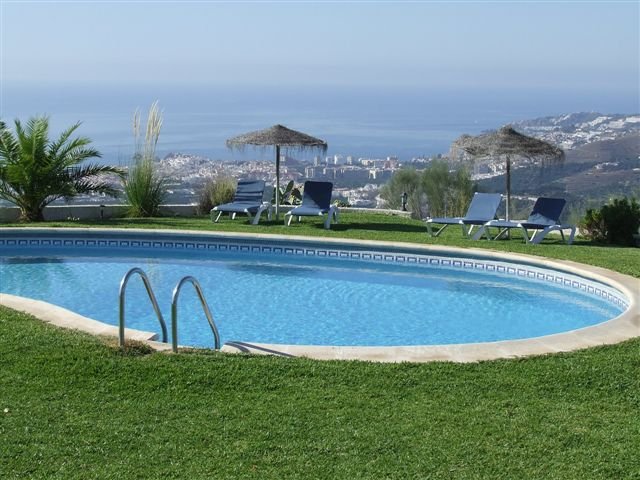 Pool and view to Almunecar.jpg