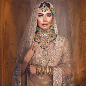 Golden Asian Wedding Set Indian Bridal Jewellery Necklace Pakistani Bollywood