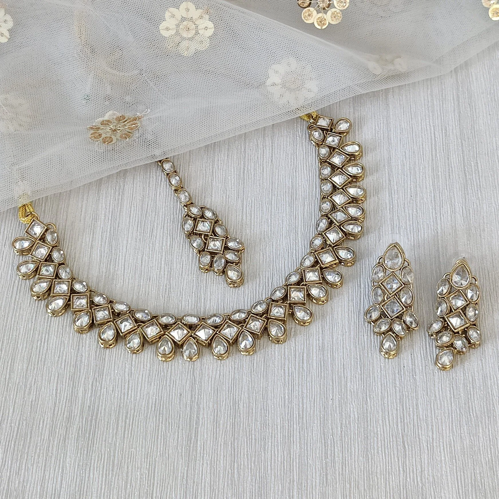 Lightweight Gold Silver Indian Asian Flexible Necklace Jewellery Set 