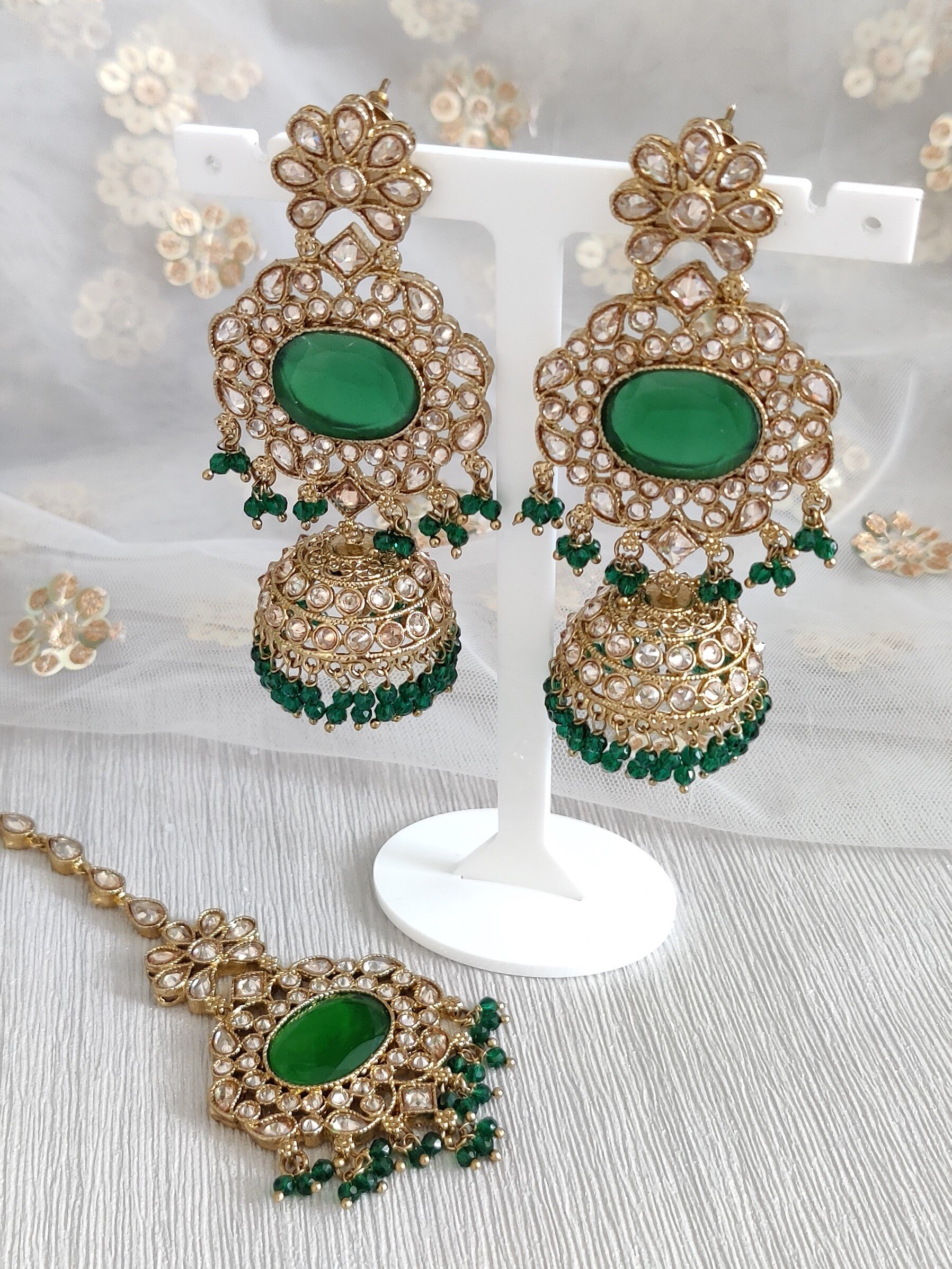 Green Antique Gold 'KOEL' Jhumki Earring Tikka Set