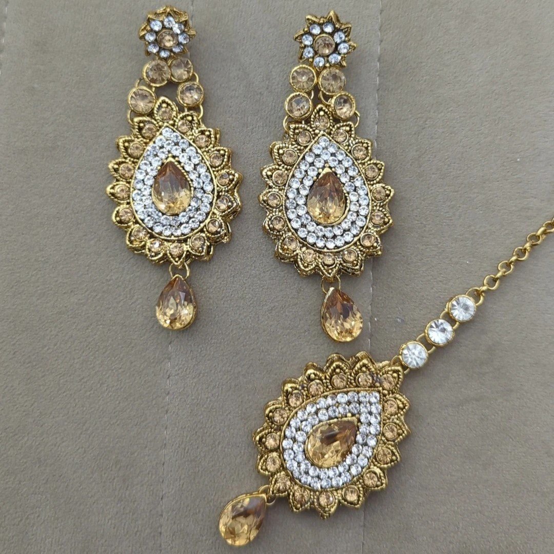 Antique Gold Silver Stone Tikka Earring Set