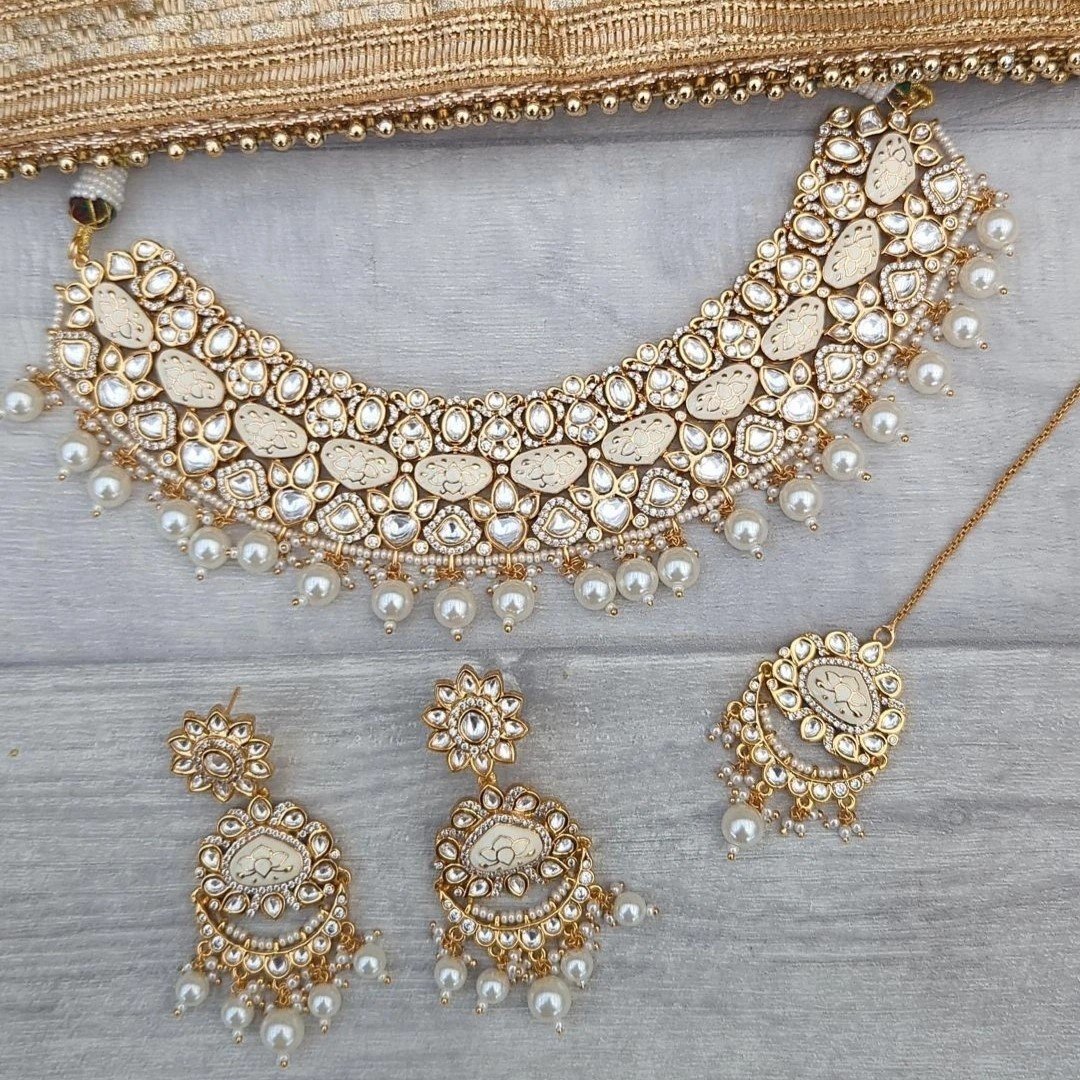 Ivory Meenakari Kundan Choker Necklace Jewellery Set