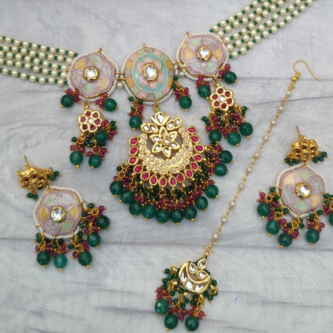 Green Pastel Meenakari Flexible Choker Necklace Jewellery Set
