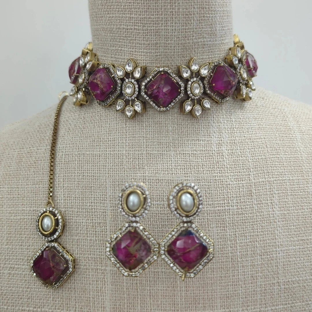 Berry Gold Silver Marble & Moissanite Stone Choker Jewellery Set