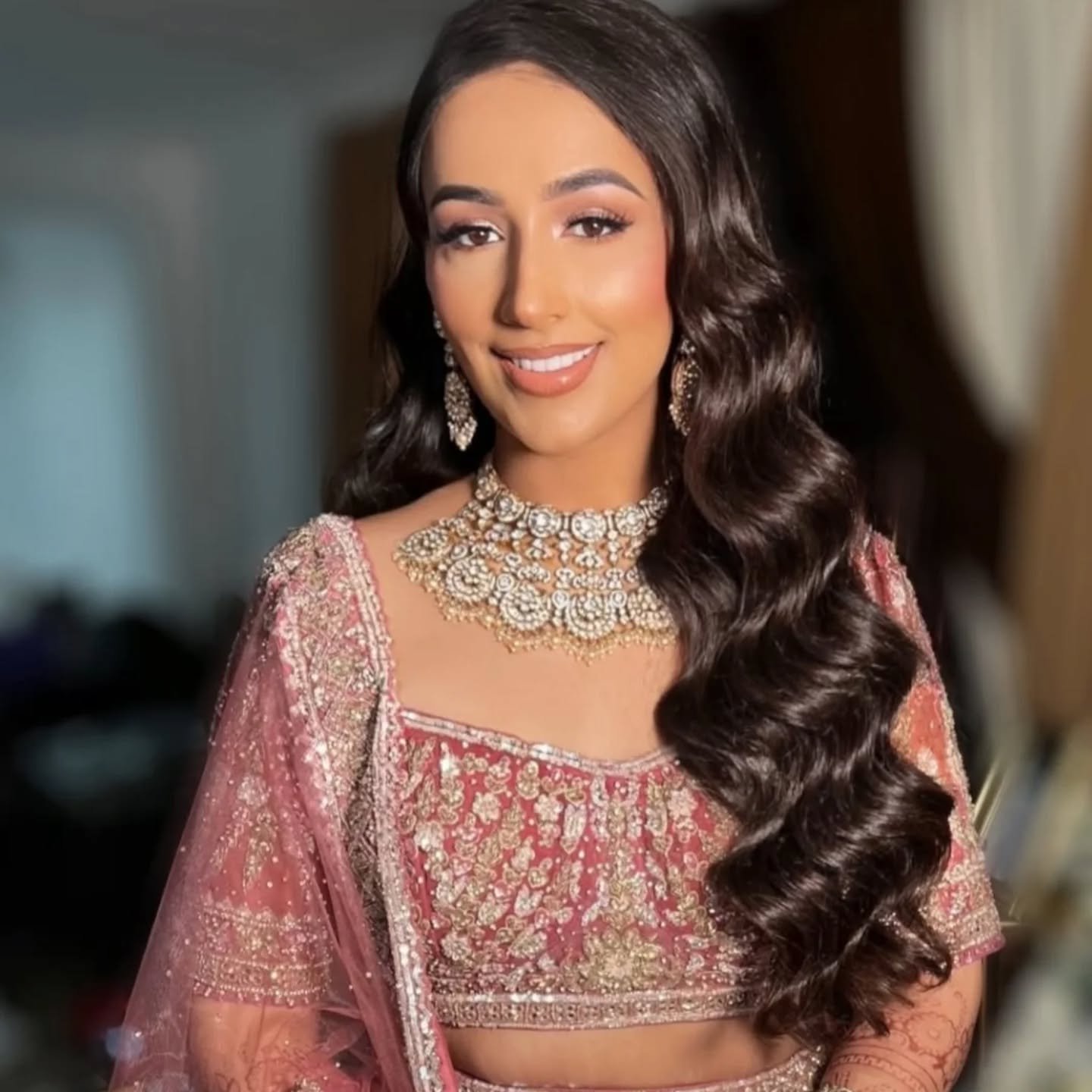 Our beautiful bride Kiran wearing our Kundan necklace set 💖

Hair: @tinahairandmakeup 
Makeup: @tanyamann.mua 
Outfit: @nilibarludhiana

DM us to book your bridal jewellery appointment. We stock all styles of jewellery including bridal bangles and k