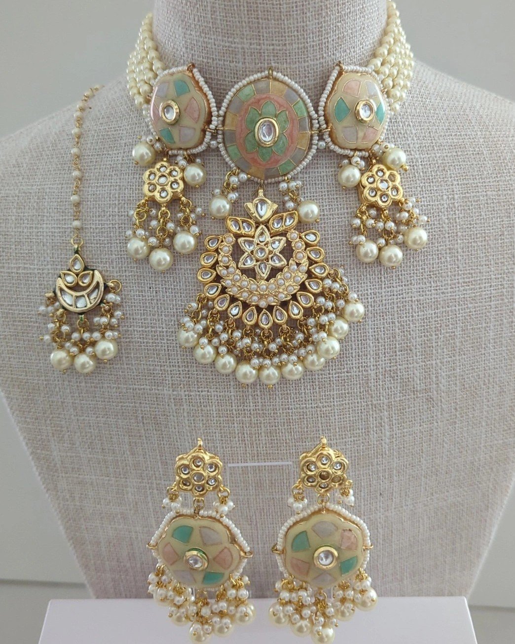 Pastel Ivory Neutral Pearl Indian Asian Meenakari Kundan Choker Jewellery Set