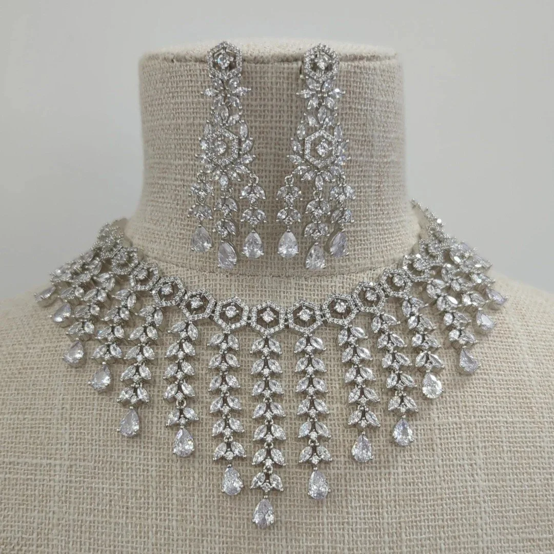 Full Silver Sweetheart Neckline American Diamond Cubic Zirconia Bridal Choker Set