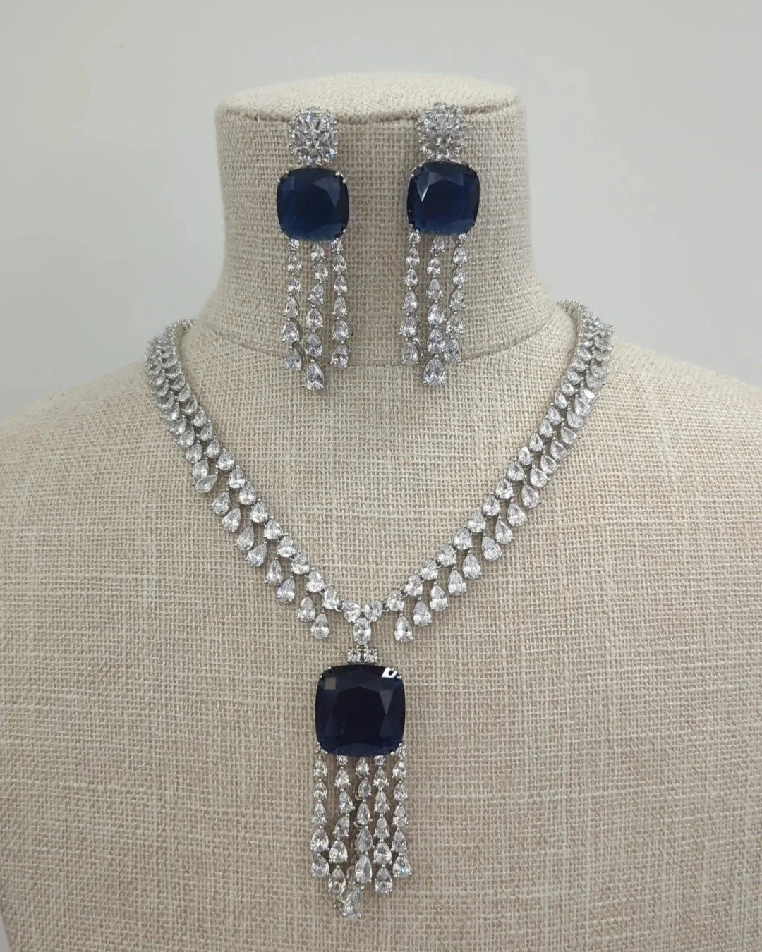 Dark Blue Silver Indian Asian American Diamond Pendant Set Jewellery Set Wedding