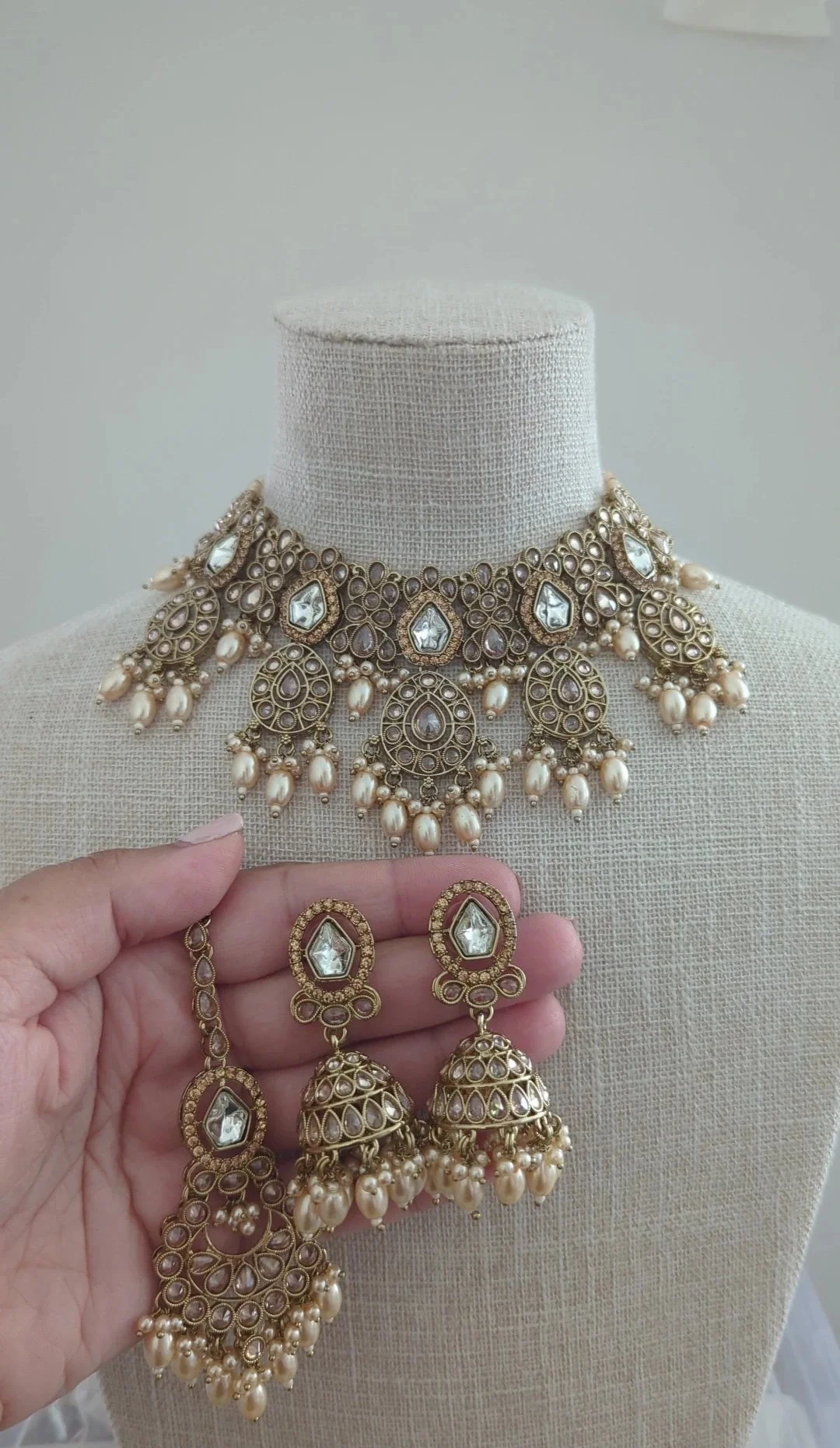 Antique Gold Pearl Polki Crystal Choker Jewellery Set