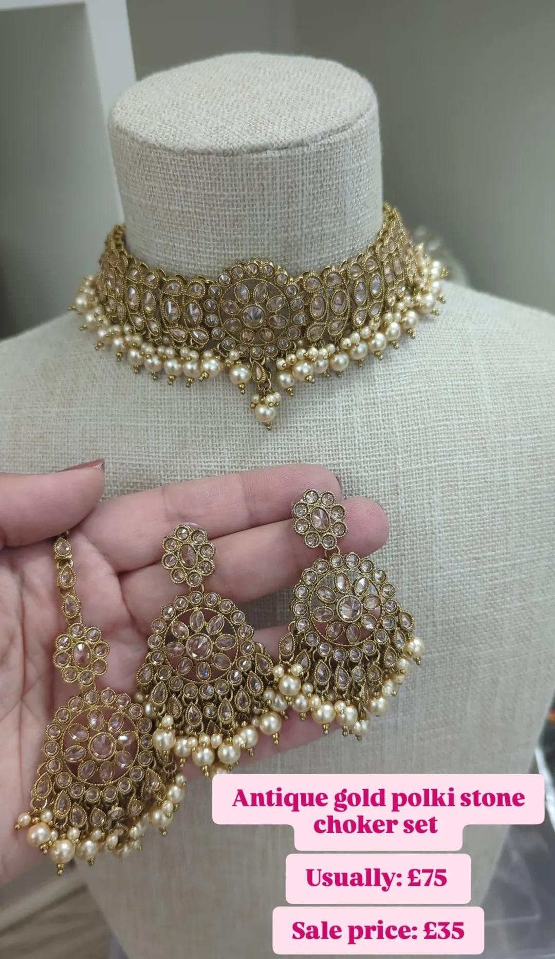 Antique Gold Choker Jewellery Set