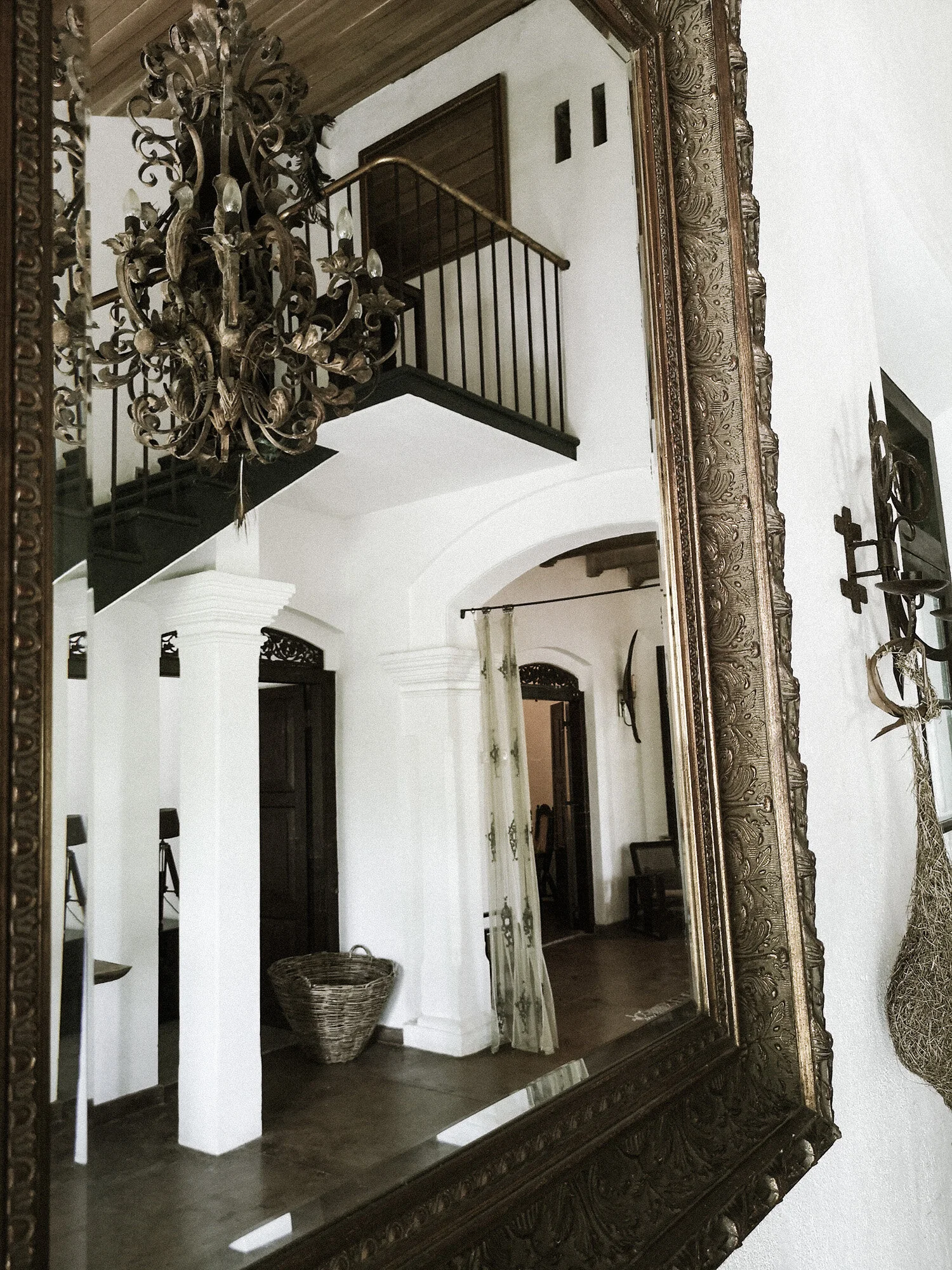 bandara watte reception chandelier and mirror