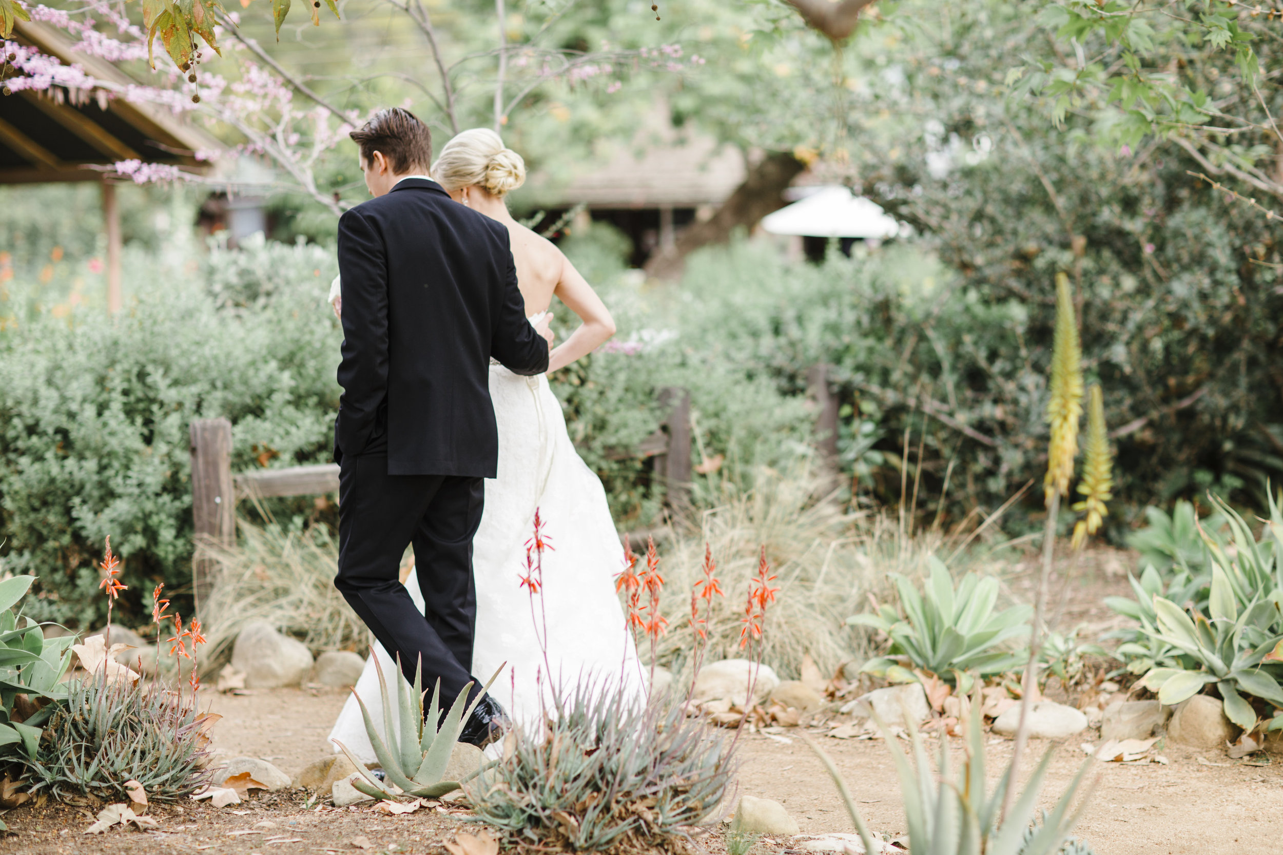 Serra Plaza Wedding Coordinated by Green Apple Event Co | Josh Elliott Photography