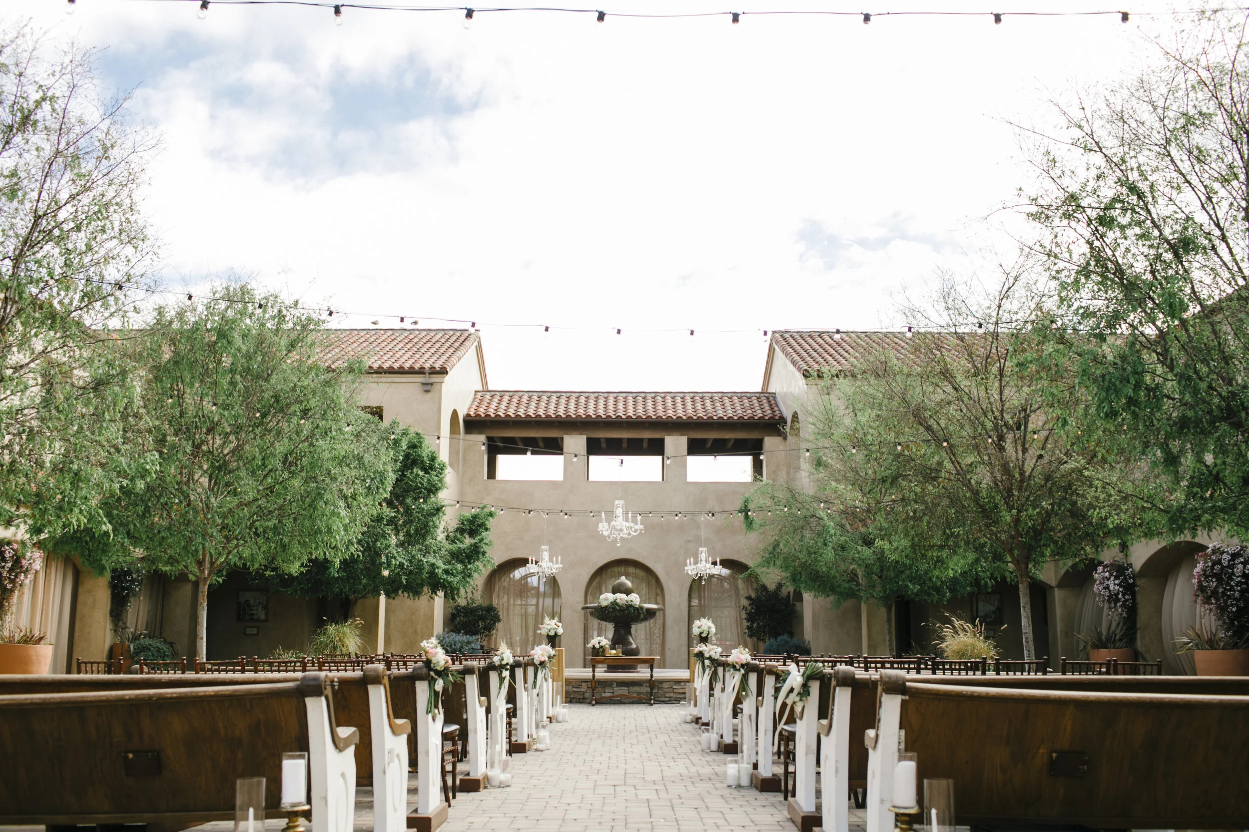 Serra Plaza Wedding Coordinated by Green Apple Event Co | Josh Elliott Photography