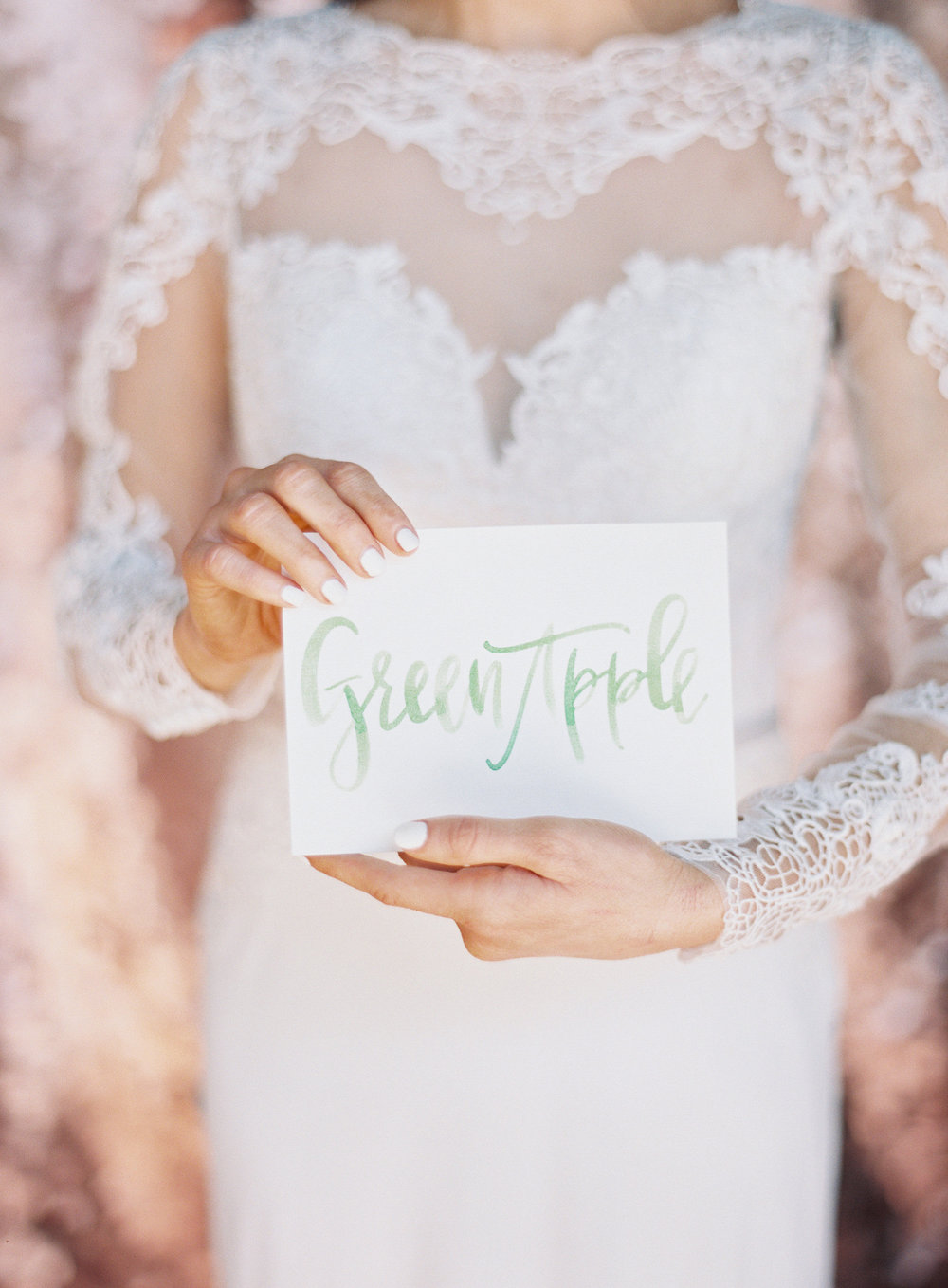 Rose Gold Wedding Details | The Loft on Pine Wedding | Green Apple Event Co | Sposto Photography