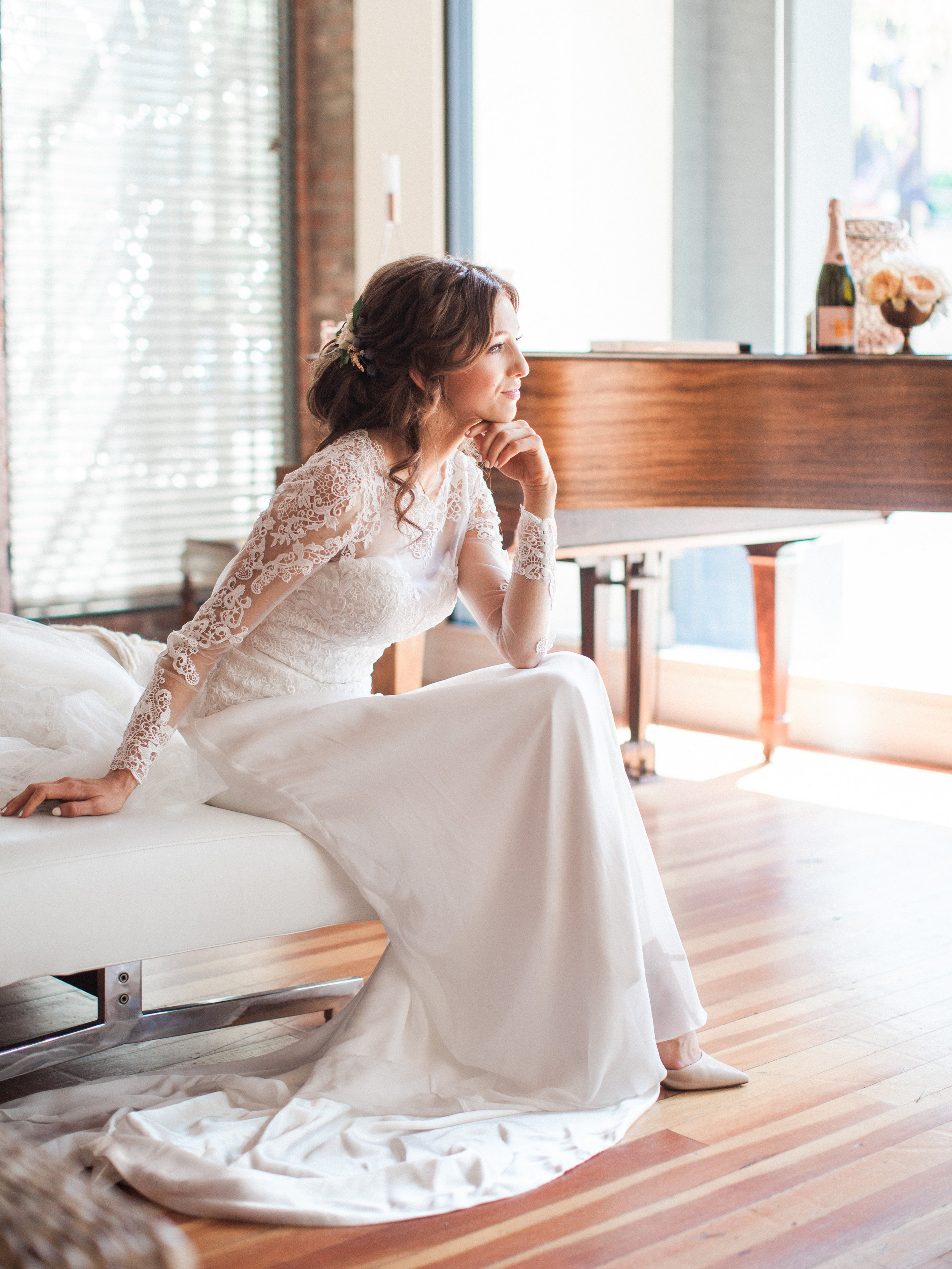 Rose Gold Wedding Details | The Loft on Pine Wedding | Green Apple Event Co | Sposto Photography