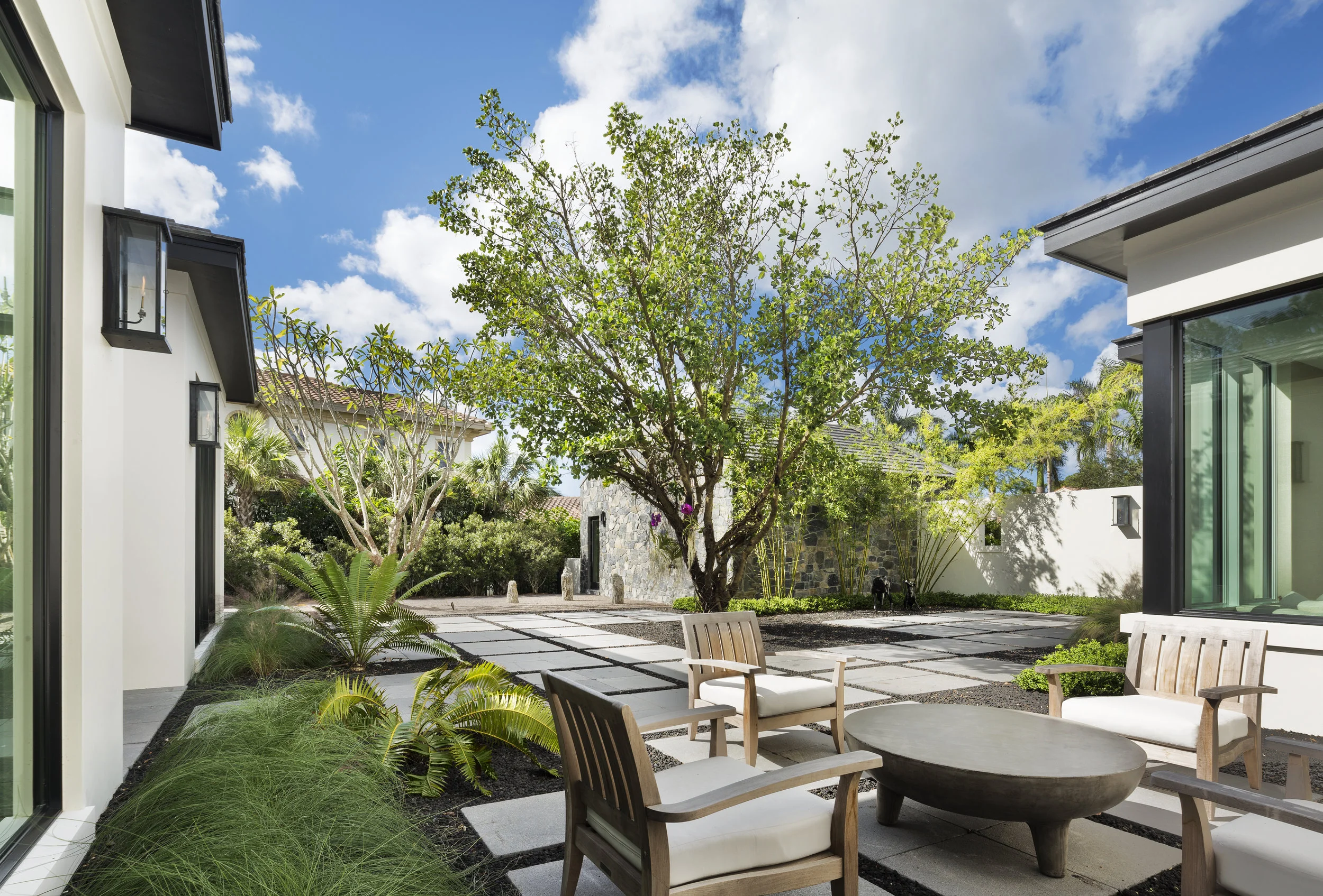 23 Courtyard.jpg