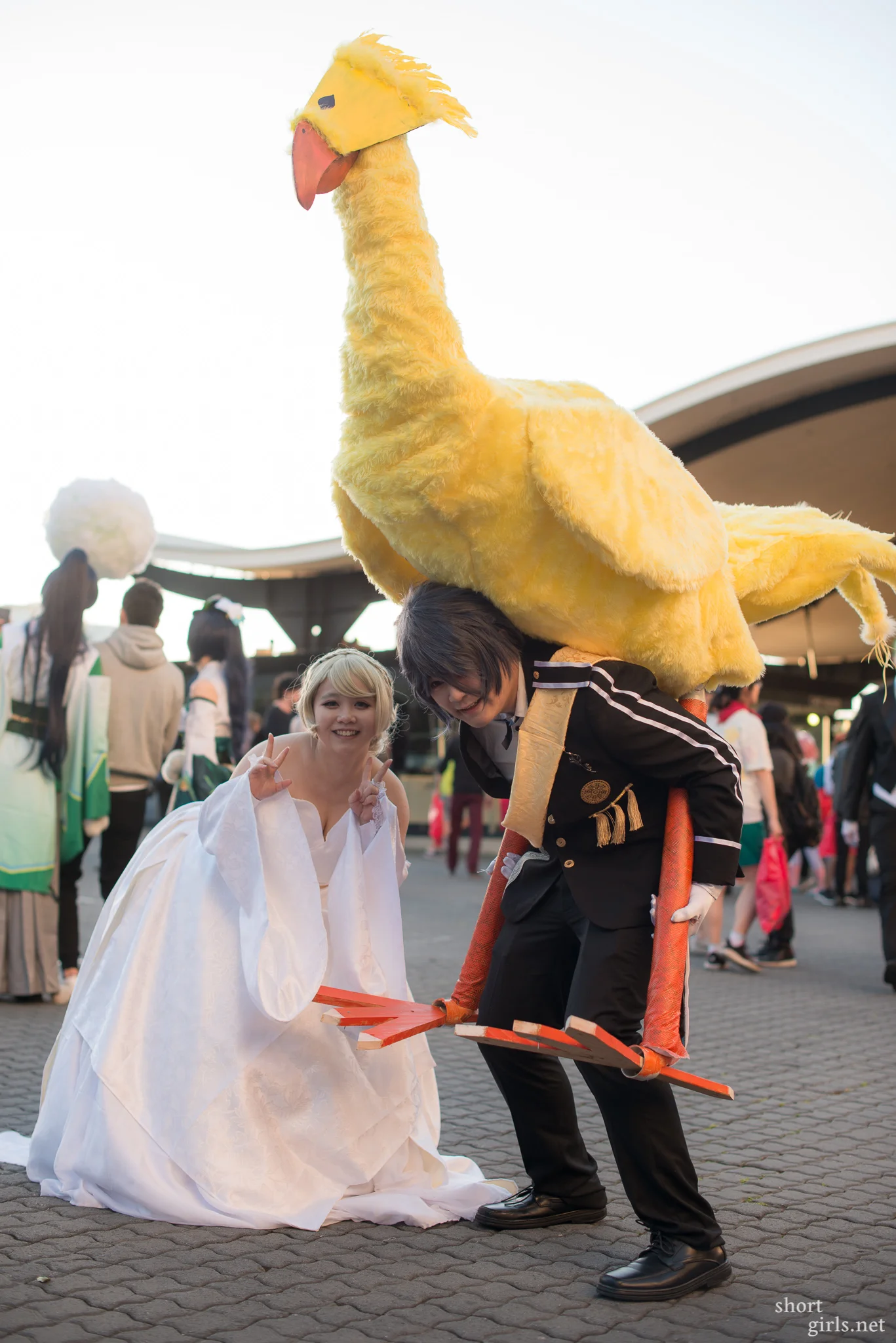  The chocobo is full size! And there's  Jess  as Luna. 