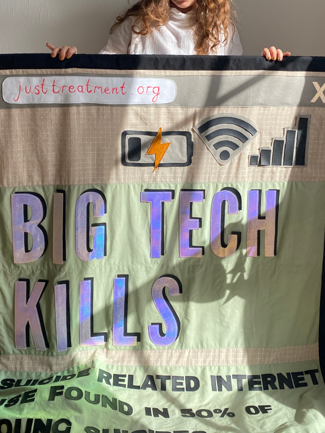 Making banners with young people impacted by the youth mental health crisis