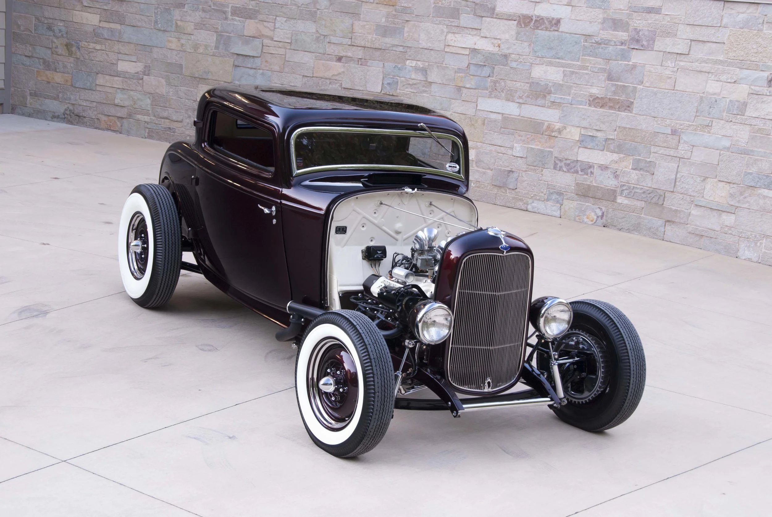 24-1932-ford-three-window-highboy-coupe-olds-rocket-start.jpg