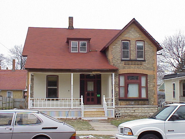 116 Hill Ave_photo 4.jpg