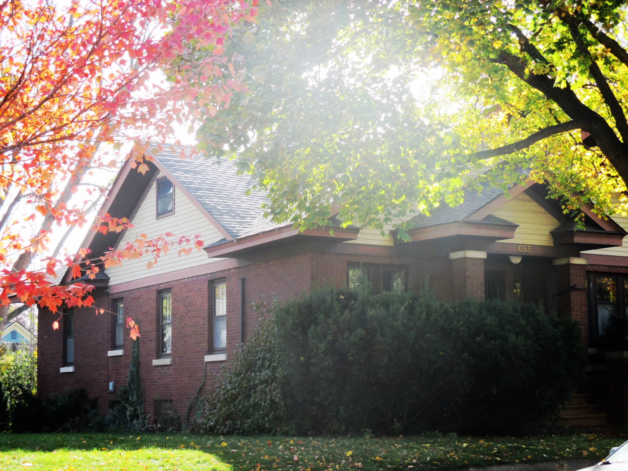 653 Park St_ (8).JPG