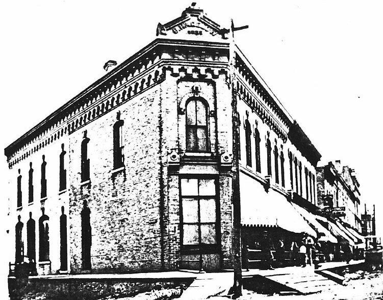 Hagelow bldg_historic.JPG