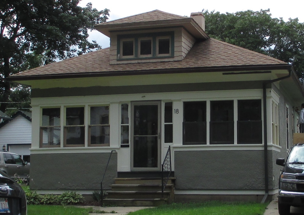 18 N. Worth Avenue
