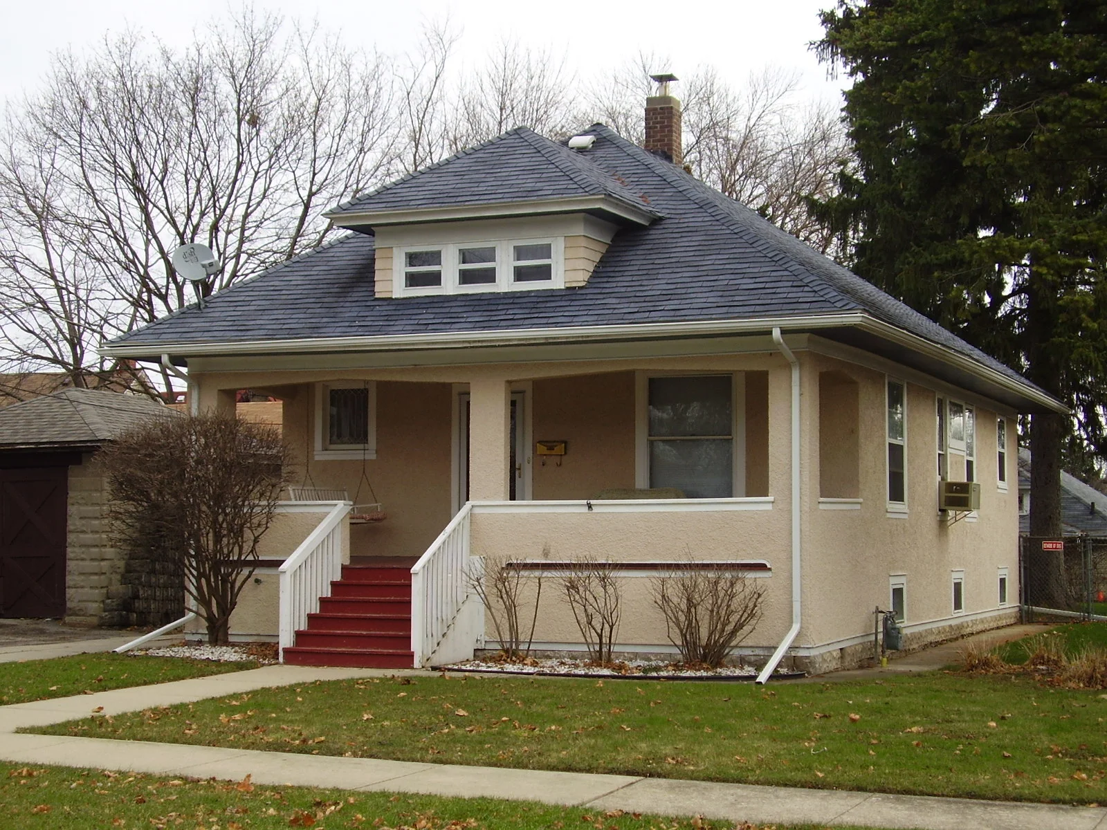 313 Perry Street