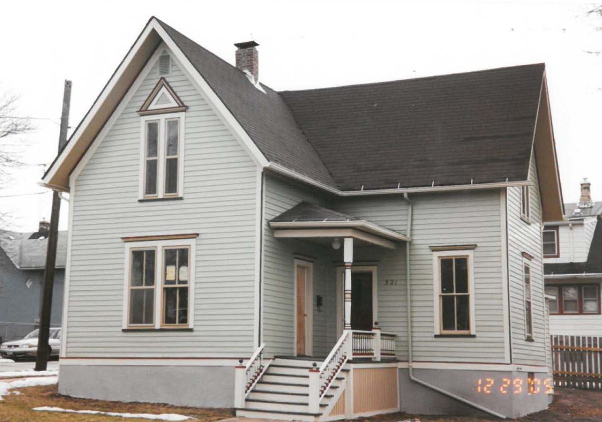 Grove Ave N 521_Photo 1.JPG