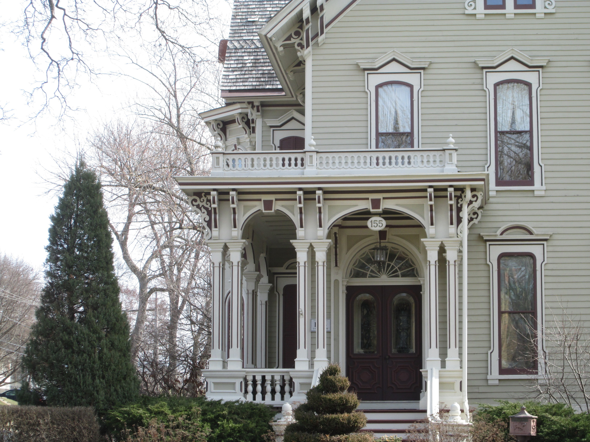 Gifford 155 S front door.JPG