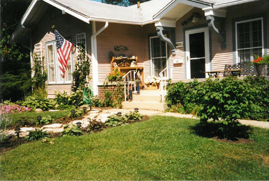 Oak St 670_Photo1.JPG