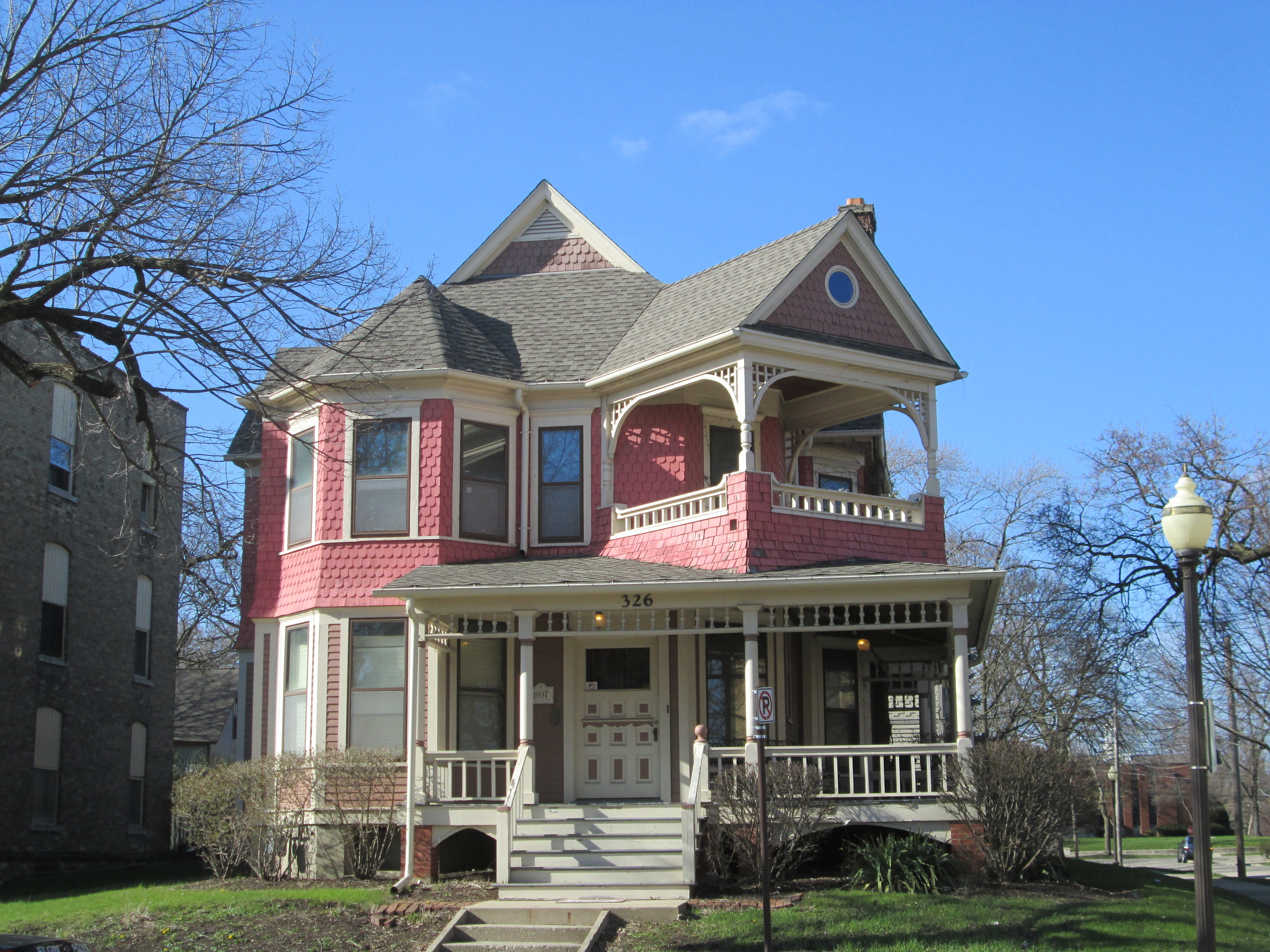 Chicago 326 E SW elevations.JPG