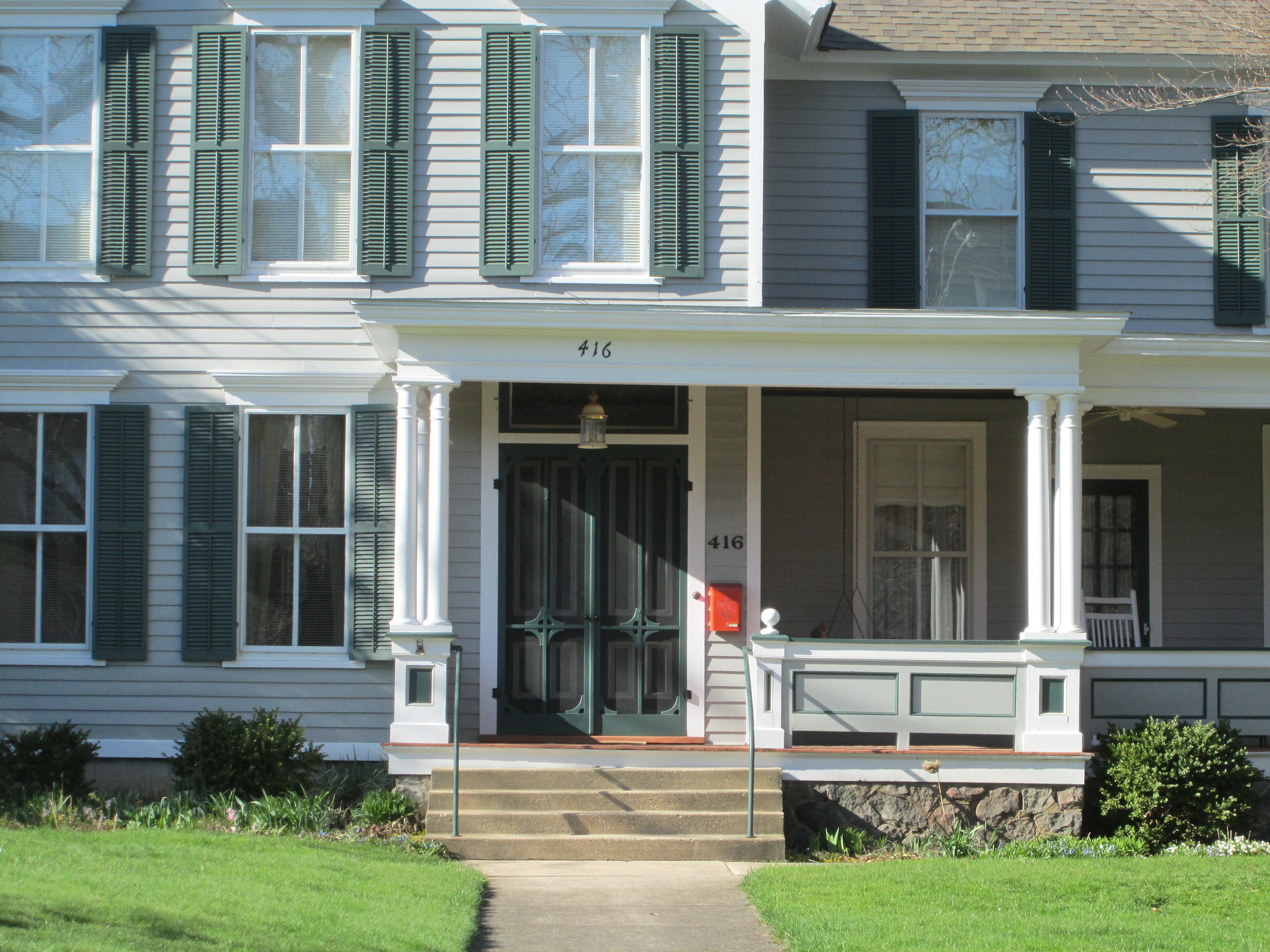 Chicago 416 E porch.JPG