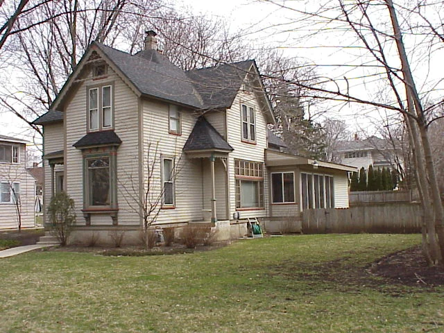 733 Douglas Avenue