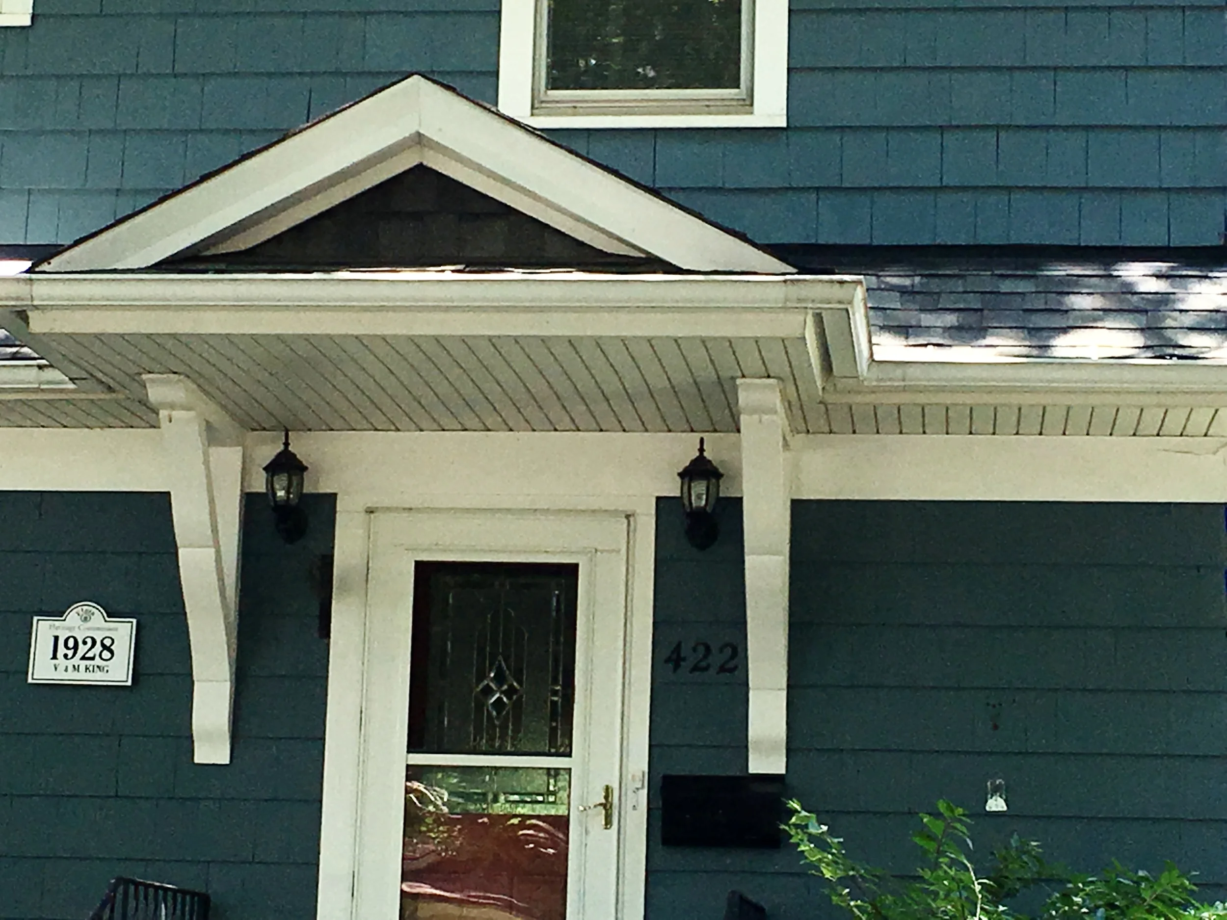 Elm 422 door hood.JPG