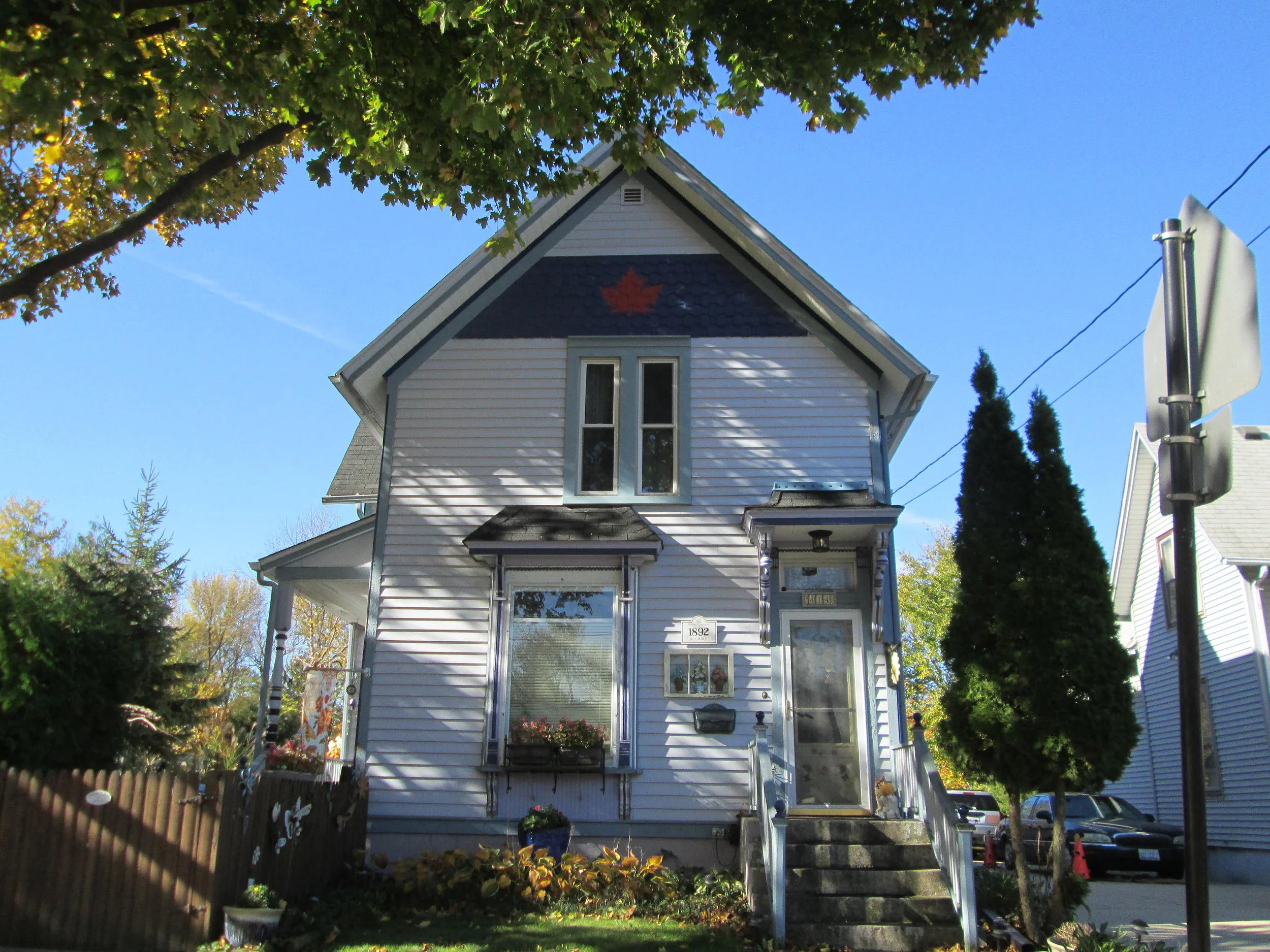 414 Hill Avenue