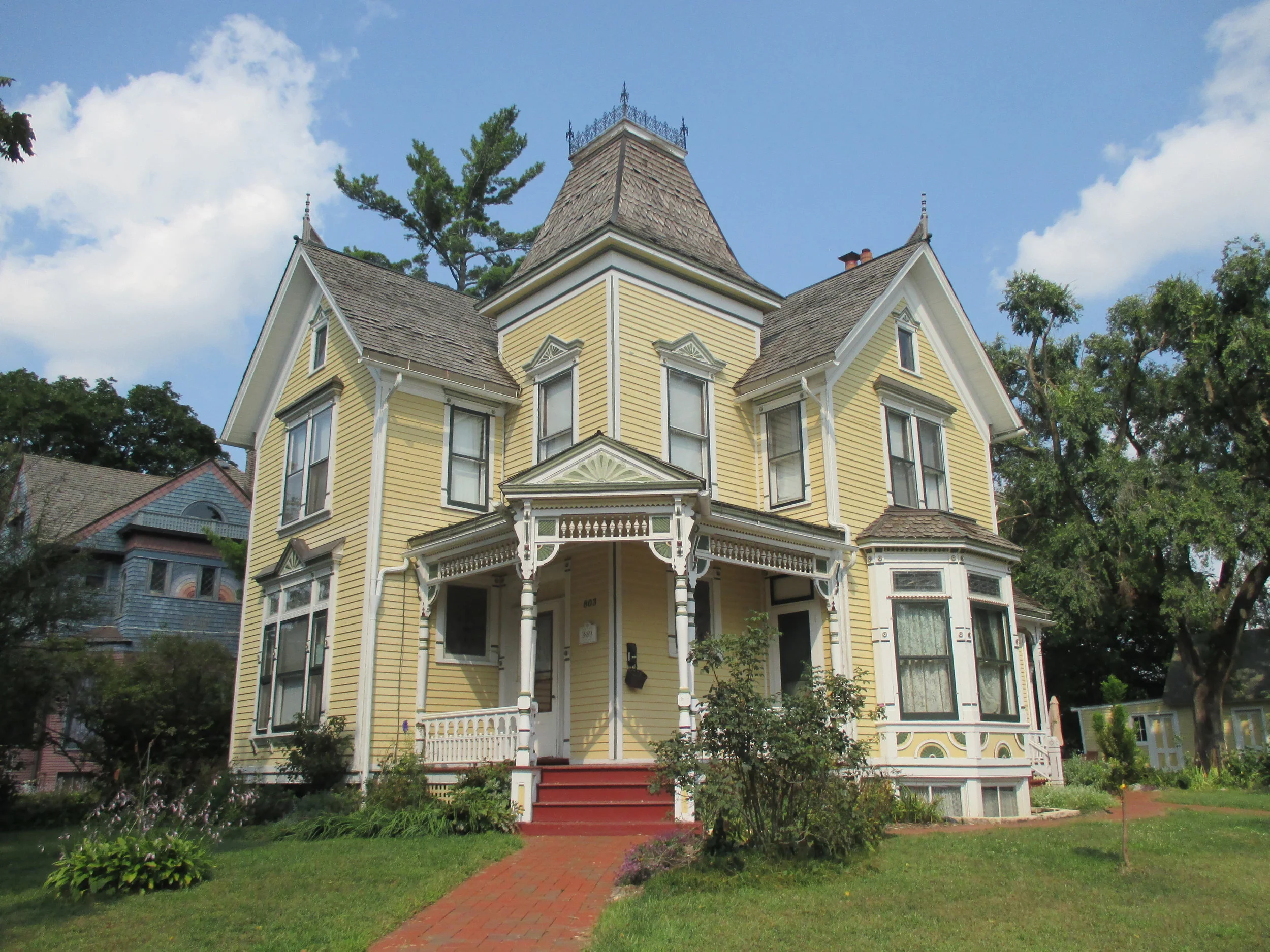 803 N. Spring Street