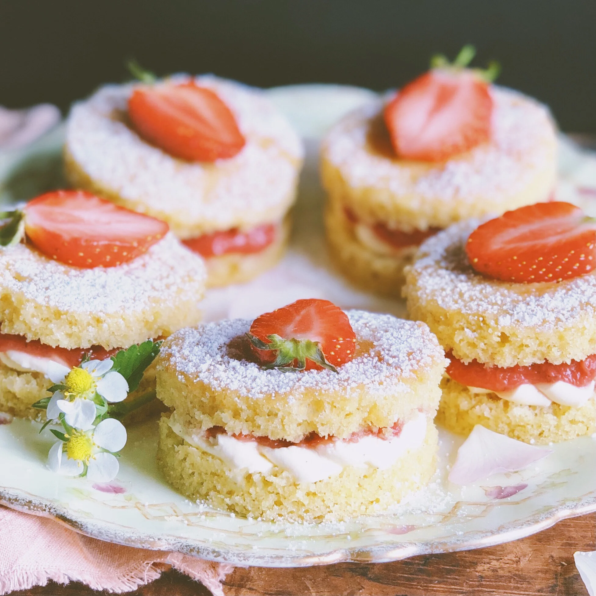 Strawberry, Rhubarb and Vanilla MIni Victoria Sandwich Cakes.jpg