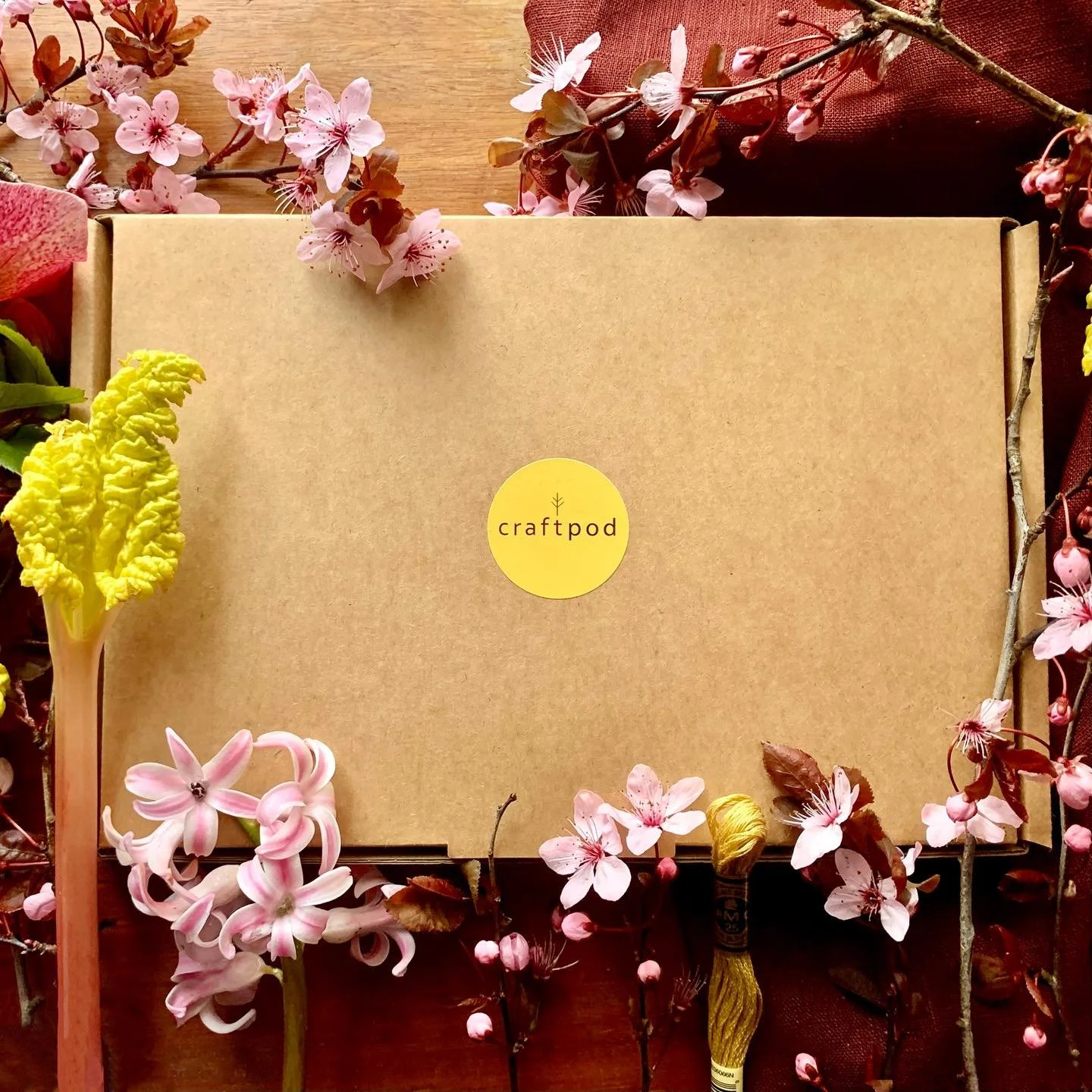 Spring 2026 Craftpod subscriptions are open! 🌸🌷🙌🏼 The new Spring box invites you to slow down and reconnect one stitch at a time 💗 As always the contents are a surprise, but think beautiful Bordeaux and pink linens, with added embroidery, to mak