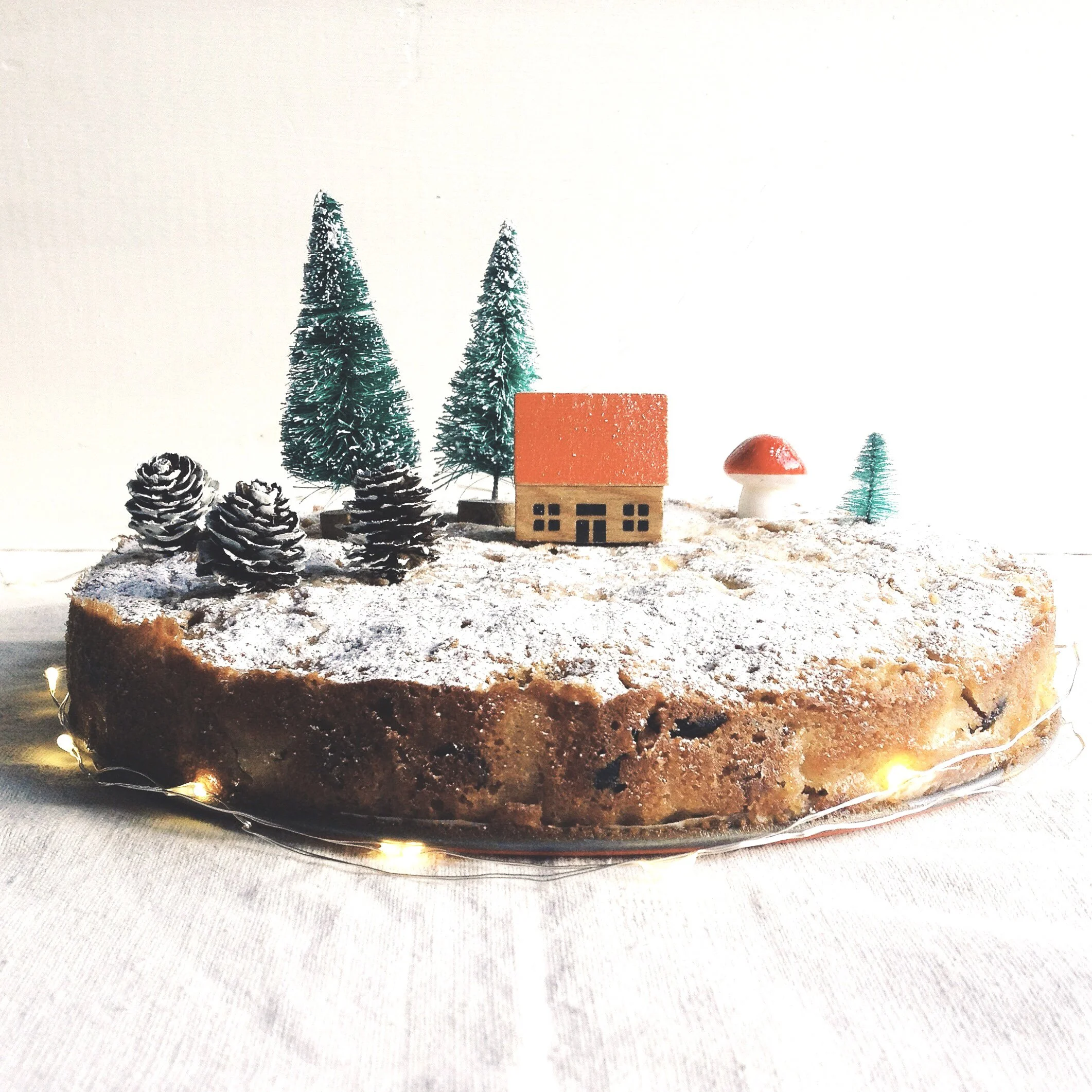 Craftpod Xmas Cake.jpg