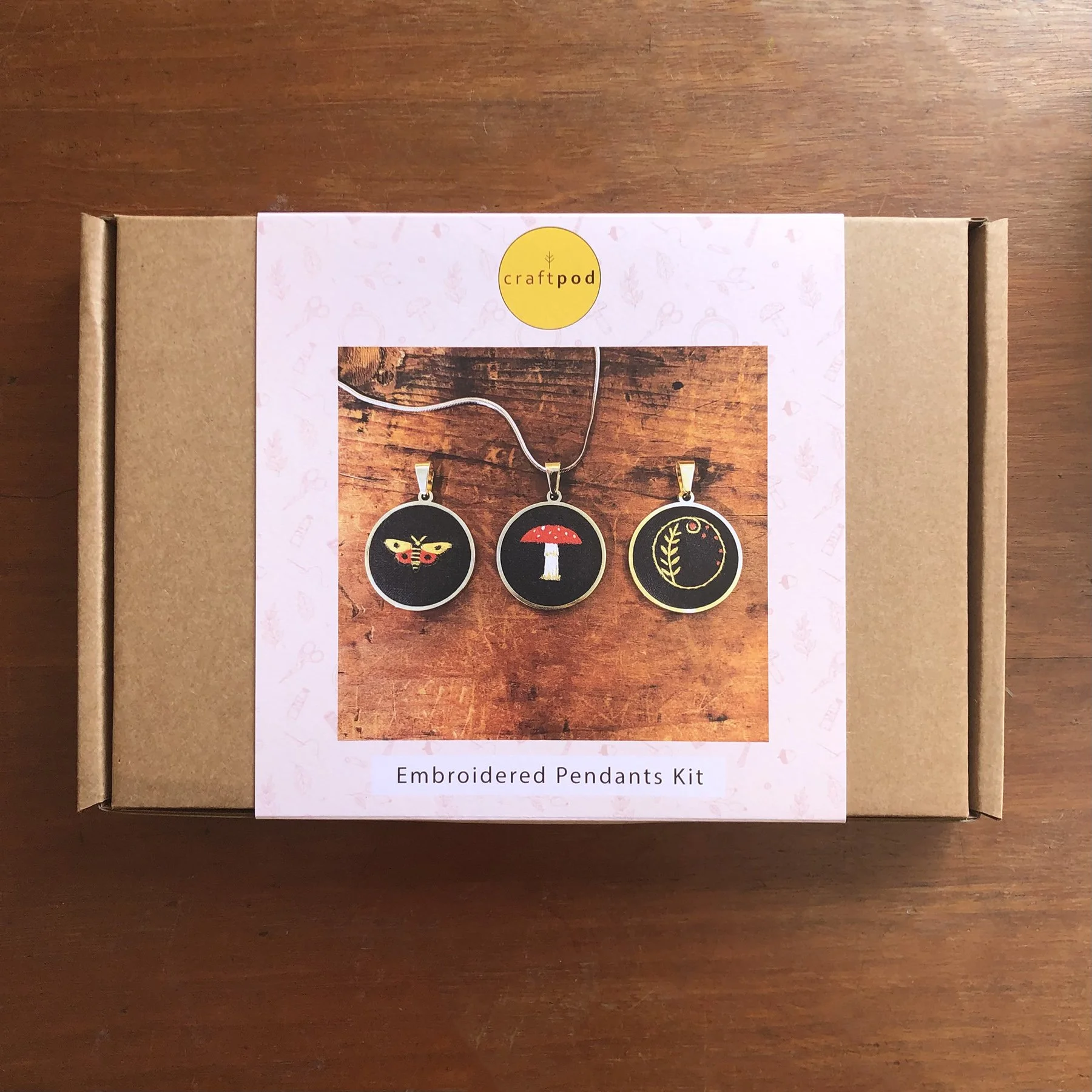 embroidered pendants box.jpg