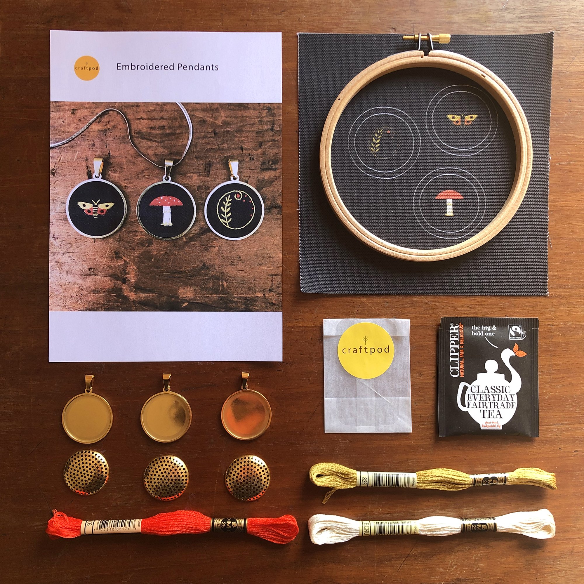 Pendants contents rgb.jpg