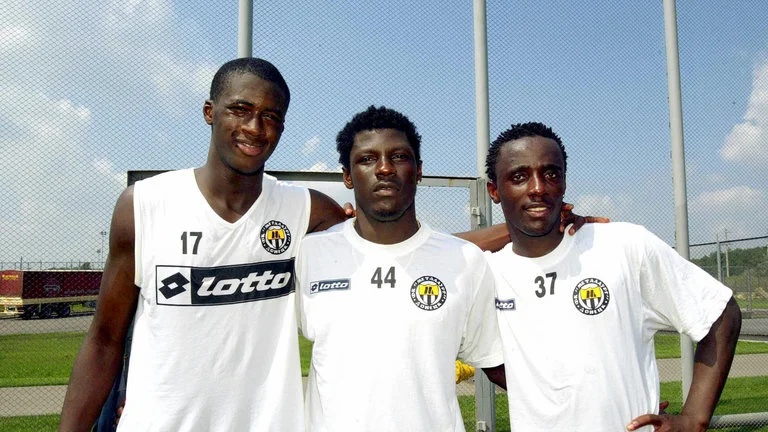 yaya-toure-metalurh-donetsk-arsene-ne-igor-lolo_3118308.jpg