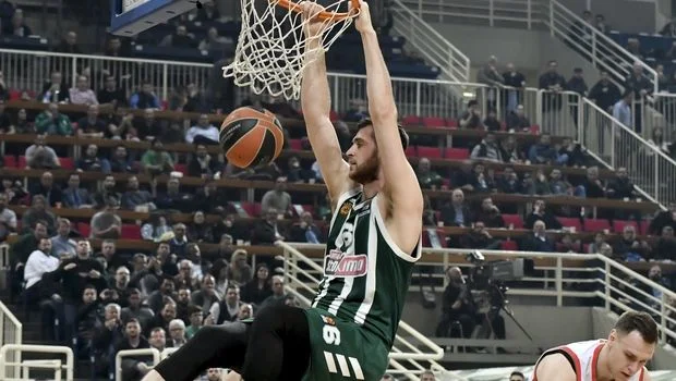 Papagiannis.jpg