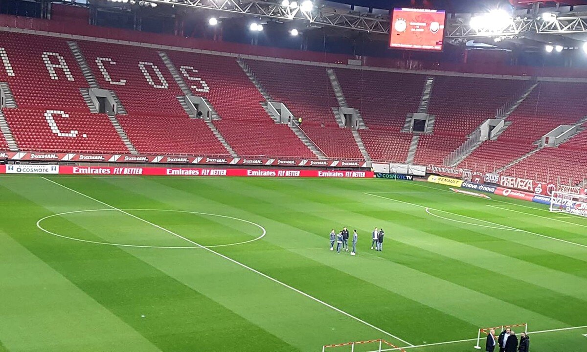 Olympiacos To Host Wolves Inside Empty Karaiskakis Stadium Agonasport Com Olympiacos To Host Wolves Inside Empty Karaiskakis Stadium Agonasport Com
