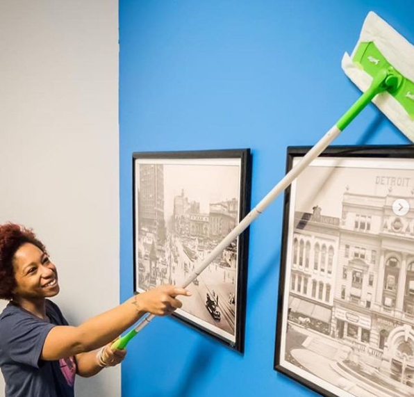   9 Things You Never Knew a Swiffer Could Do   Goodhousekeeping  Share on&nbsp;  Facebook   &nbsp; &nbsp;|&nbsp;  Twitter   